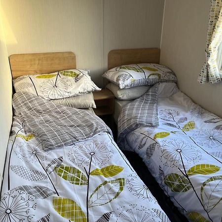 Вилла Lorraine'S Caravan Holiday Моркам Экстерьер фото